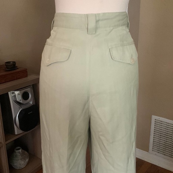 Tommy Bahama 100% Silk High Waisted Pleated Trousers - Picture 5 of 6